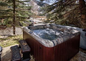 Bain à remous extérieur