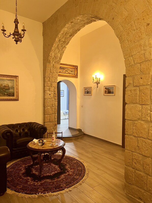 Télévision à écran plat