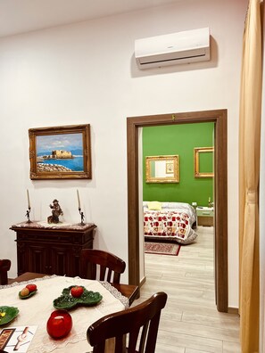 Télévision à écran plat