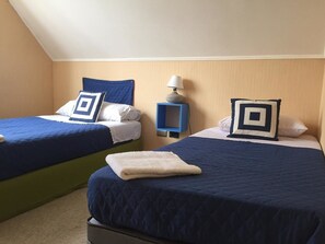 Desk, free WiFi, bed sheets
