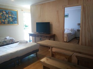Family Studio, Accessible | Television - Cabañas Lago Llanquihue (Puerto Varas)