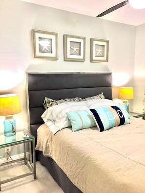 4 bedrooms, iron/ironing board, travel cot, free WiFi - Pompano Beach House 5 min. from the Ocean. Heated salt water pool (Pompano Beach)