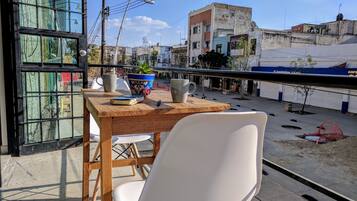 Departamento, 2 habitaciones, balcón, vista a la ciudad | Vista del balcón