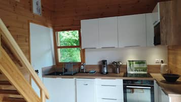 Refrigerador, horno, parrilla de estufa y lavavajillas