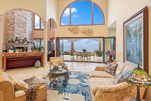 Unclassified image, 4 of 48, button