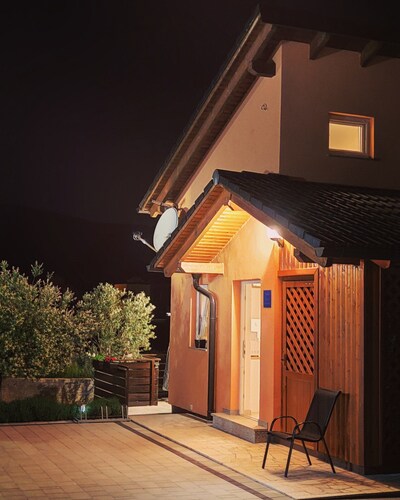 Appartement dans un environnement calme à proximité du centre ville.