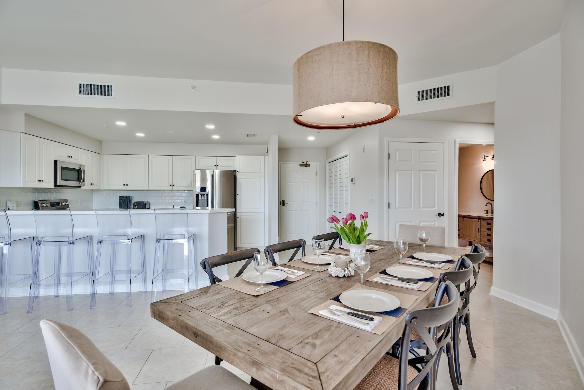 Private Beach, Gulf Front Building, Free Beach Service, Well Appointed Condo!
