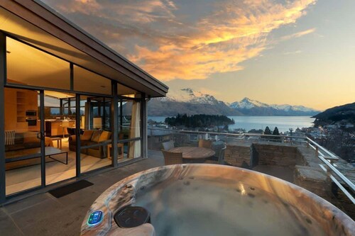 The Haddens - Prime location Views & Hot tub