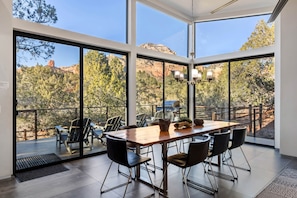 Dining - Zen House, Views From All Rooms, Hot Tub, Fire Pit, Bocce Ball Court (Sedona)