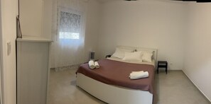 1 bedroom, iron/ironing board, free WiFi, bed sheets - Apartment in Pirovac with Balcony, Air condition, WIFI (4717-1) (Pirovac)