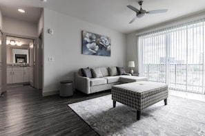 Exclusive Apartment, 2 Bedrooms, Non Smoking, Balcony | Living room | 43-inch Smart TV with digital channels, TV, Netflix