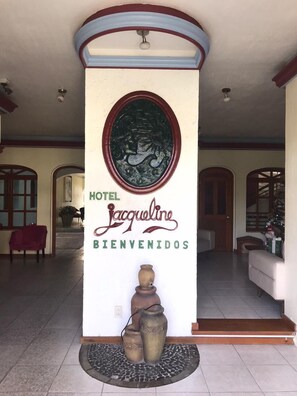 Entrée de l’hébergement