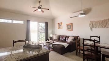Deluxe Apartment, 1 King Bed, Pool View | Hypo-allergenic bedding, individually decorated, individually furnished