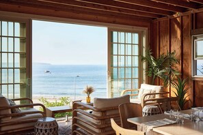 Restaurant - Block Island Beach House (Block Island)