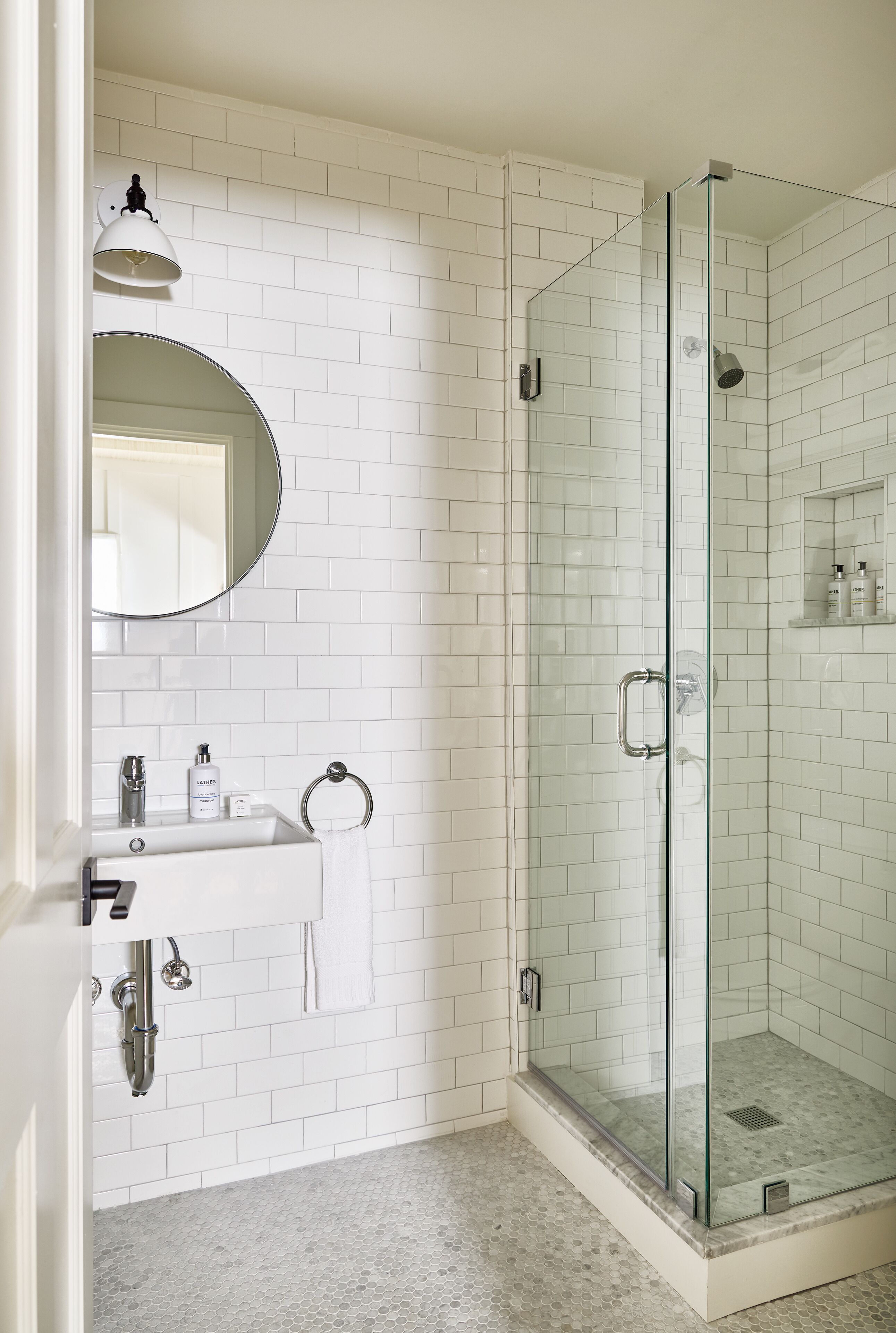 gables 2-bedroom suite | bathroom | shower, free toiletries, hair dryer, bathrobes