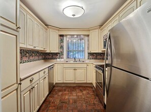 2 bedrooms, desk, free WiFi