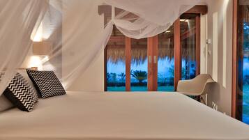 Bureau, fer et planche Ă repasser, Wi-Fi gratuit, draps fournis