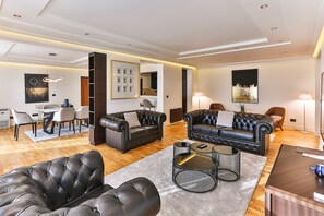 Executive Suite | Living area | Flat-screen TV - Hotel California by Aycon (Sveti Stefan)