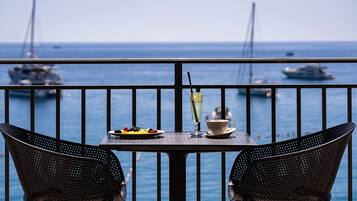 Premium Double or Twin Room, Sea View