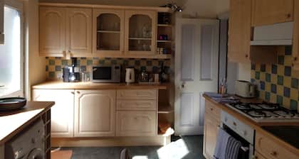 Lingdale 4 Bedroom House & Trundlebed Option