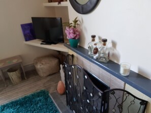 House | Fireplace