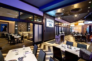 Petit déjeuner préparé sur commande servi en supplément les week-ends