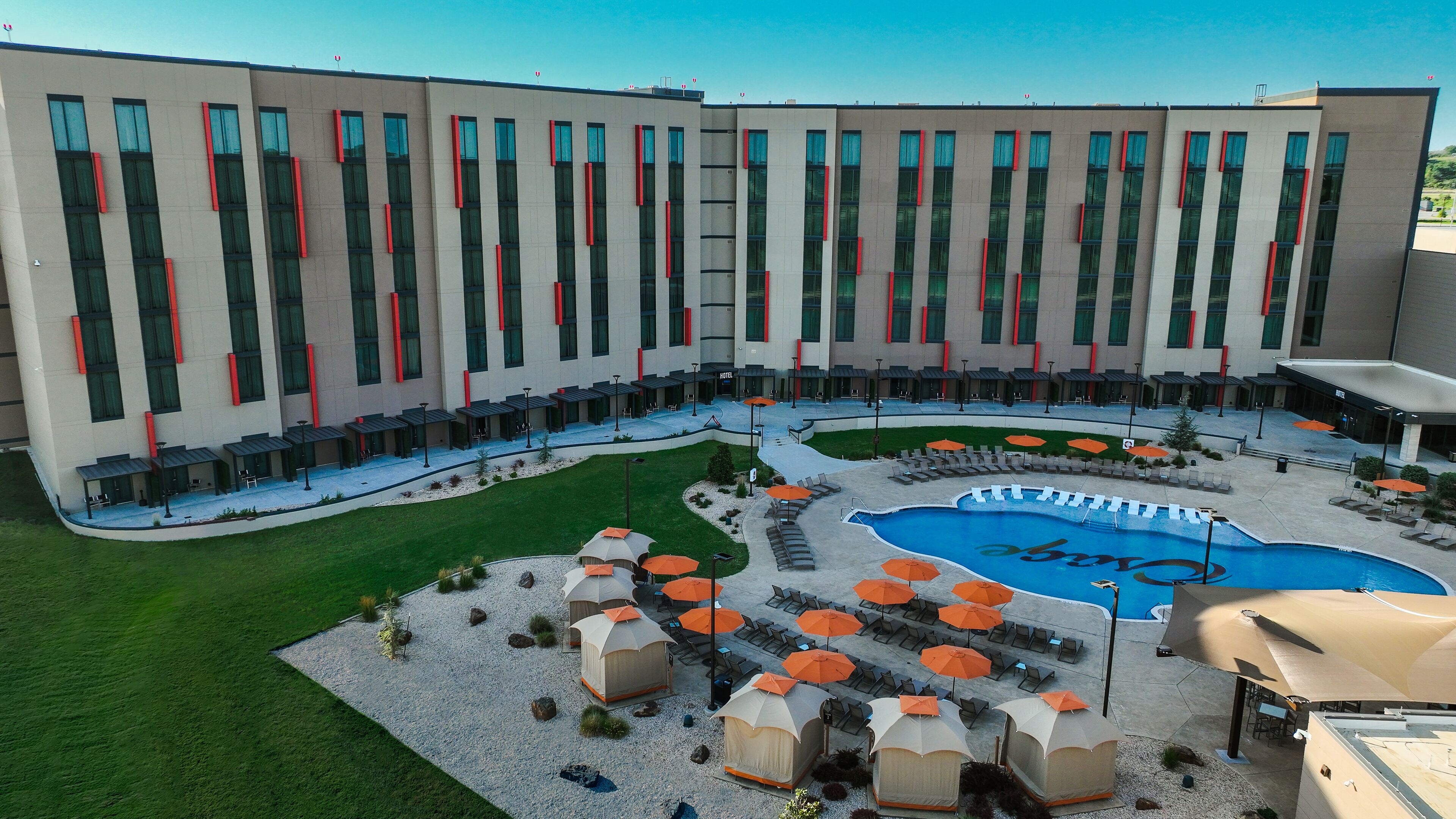 seasonal outdoor pool, pool cabanas (surcharge), pool umbrellas