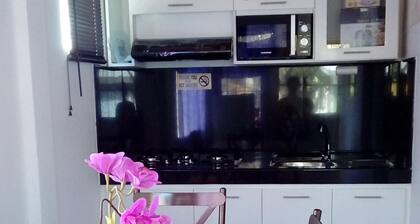Private House with free wifi +netflix Room2