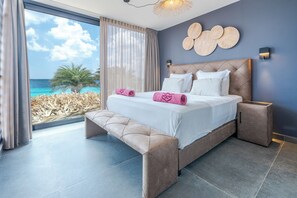 Superior Villa, 4 Bedrooms, Private Pool, Sea View | In-room safe, individually decorated, individually furnished - Delfins Residences (Kralendijk)