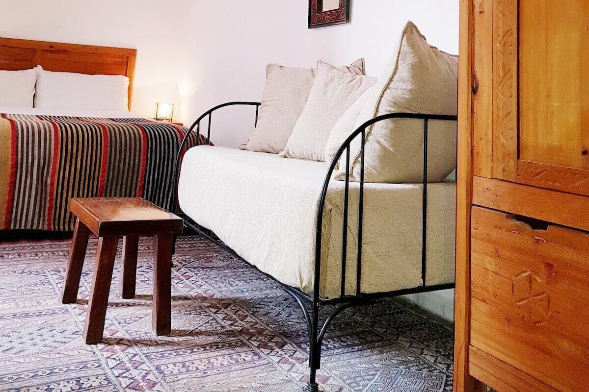Quarto casal conforto, suíte (Jdid) | Espaço de trabalho para notebook, ferros/tábuas de passar roupa