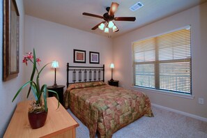 Condo, 2 Bedrooms | 2 bedrooms, internet - Bella Piazza 901 (Davenport)