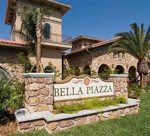 Condo, 2 Bedrooms | Front of property - Bella Piazza 901 (Davenport)