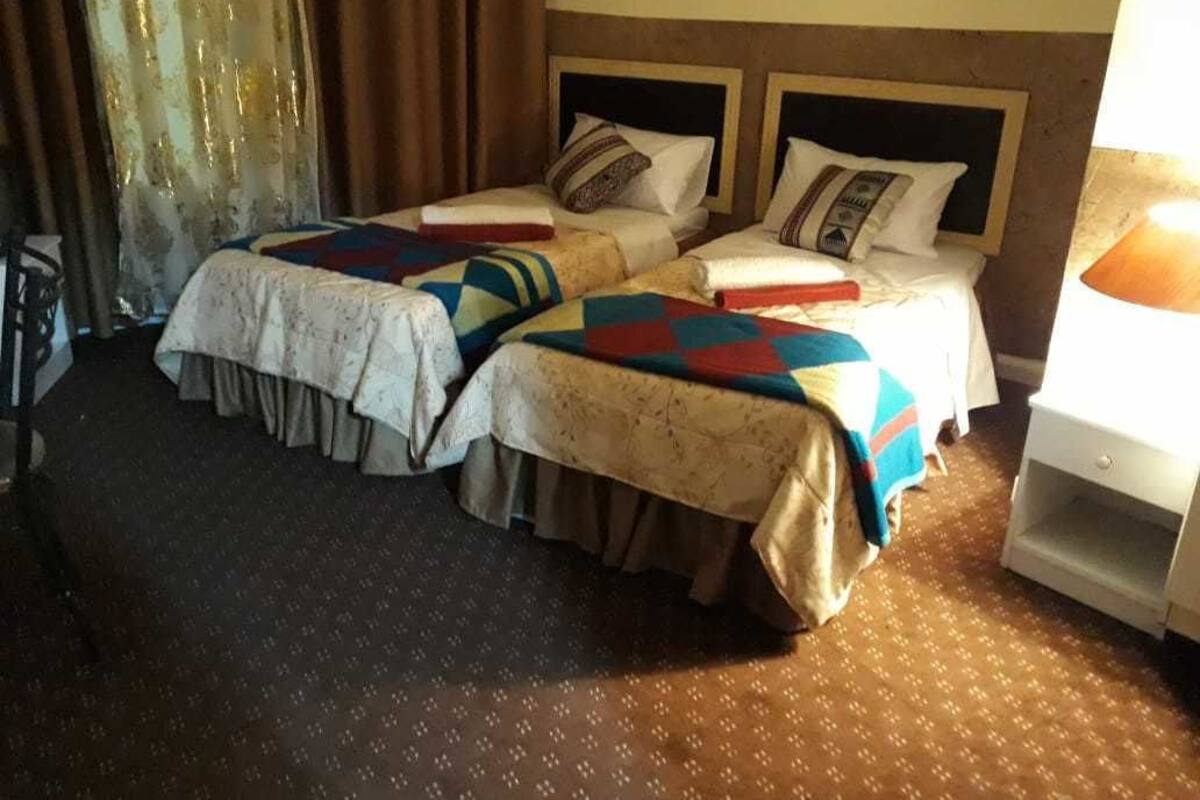 Chambre avec lits jumeaux