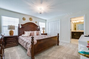 Townhome, 4 Bedrooms