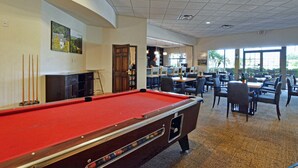 Stadtwohnung, 4 Schlafzimmer | Billard