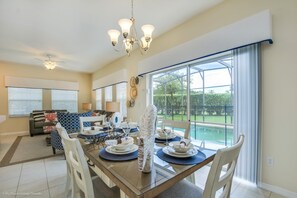 Townhome, 4 Bedrooms | In-room dining - Bella Vida 4550 (Kissimmee)