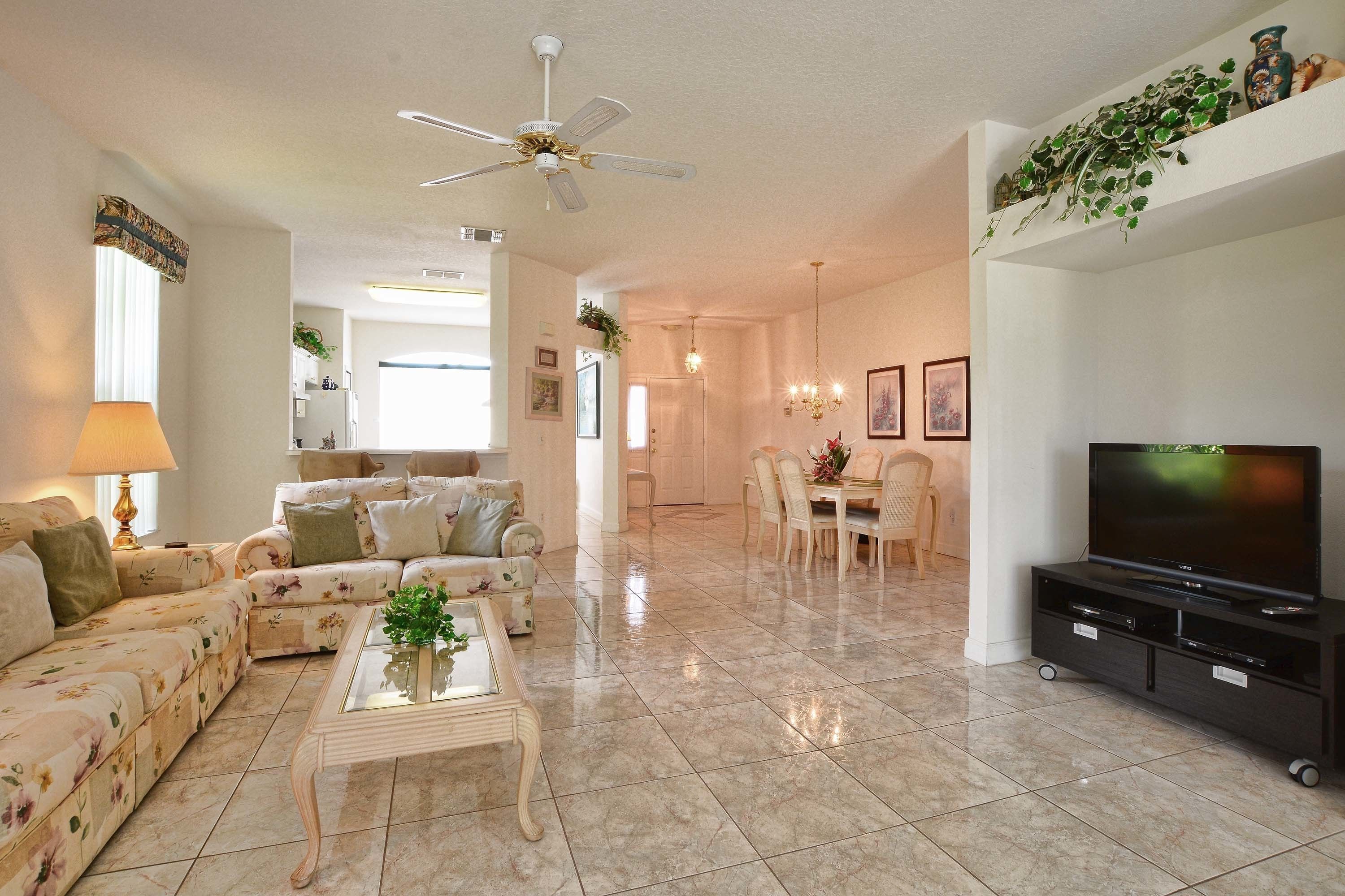 House, 3 Bedrooms | Living area | Flat-screen TV, DVD player