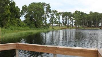 House, 3 Bedrooms | Lake view