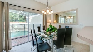 Unclassified image, 4 of 34, button - Bella Vida 1100 (Kissimmee)