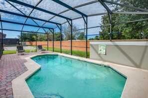 Resortwoning, 4 slaapkamers | Buitenzwembad | Een buitenzwembad