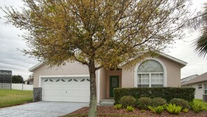 House, 5 Bedrooms | Front of property - Indian Creek 8120 (Kissimmee)