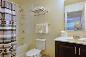Townhome, 4 Bedrooms | Bathroom