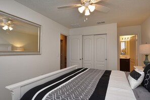 Townhome, 4 Bedrooms