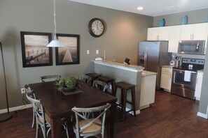 Pientalo, 3 makuuhuonetta | Ruokailu omassa huoneessa