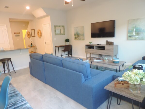 Townhome, 4 Bedrooms | Living area