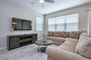 Townhome, 4 Bedrooms | Living area