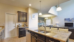 Private kitchen - Paradise Palms 8945 (Kissimmee)