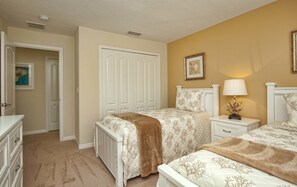 Townhouse, 4 kamar tidur | 4 kamar tidur, setrika/meja setrika, dan Wi-Fi gratis