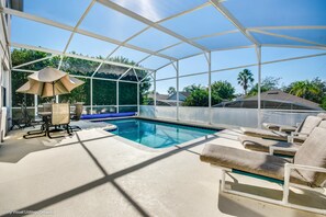 別墅, 5 間臥室 | 室內游泳池 | 室外游泳池