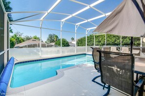 Villa, 5 slaapkamers | Buitenzwembad | Een buitenzwembad